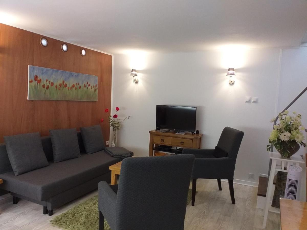 Le Pre Pigeon 86250 Charroux Vienne Bed & Breakfast Екстериор снимка